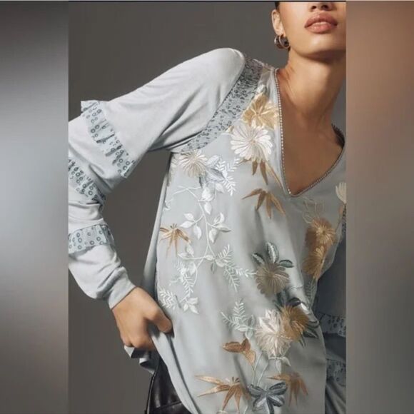 Anthropologie Tiny Frances Floral Long Sleeve Ruffle Blouse Blue Motif Size Larg - Picture 2 of 8